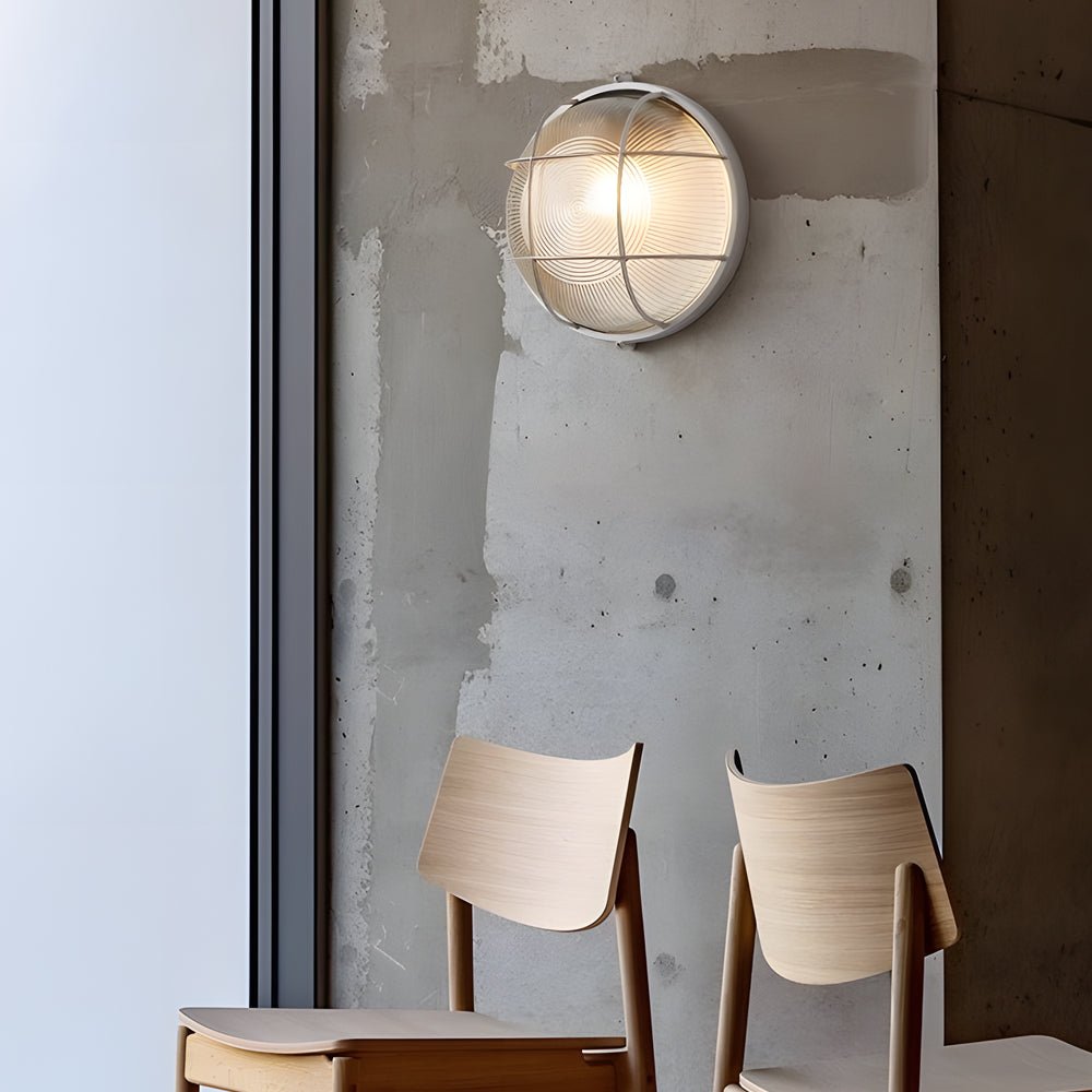 ELMINGTON RETRO OVAL OUTDOOR WALL SCONCE