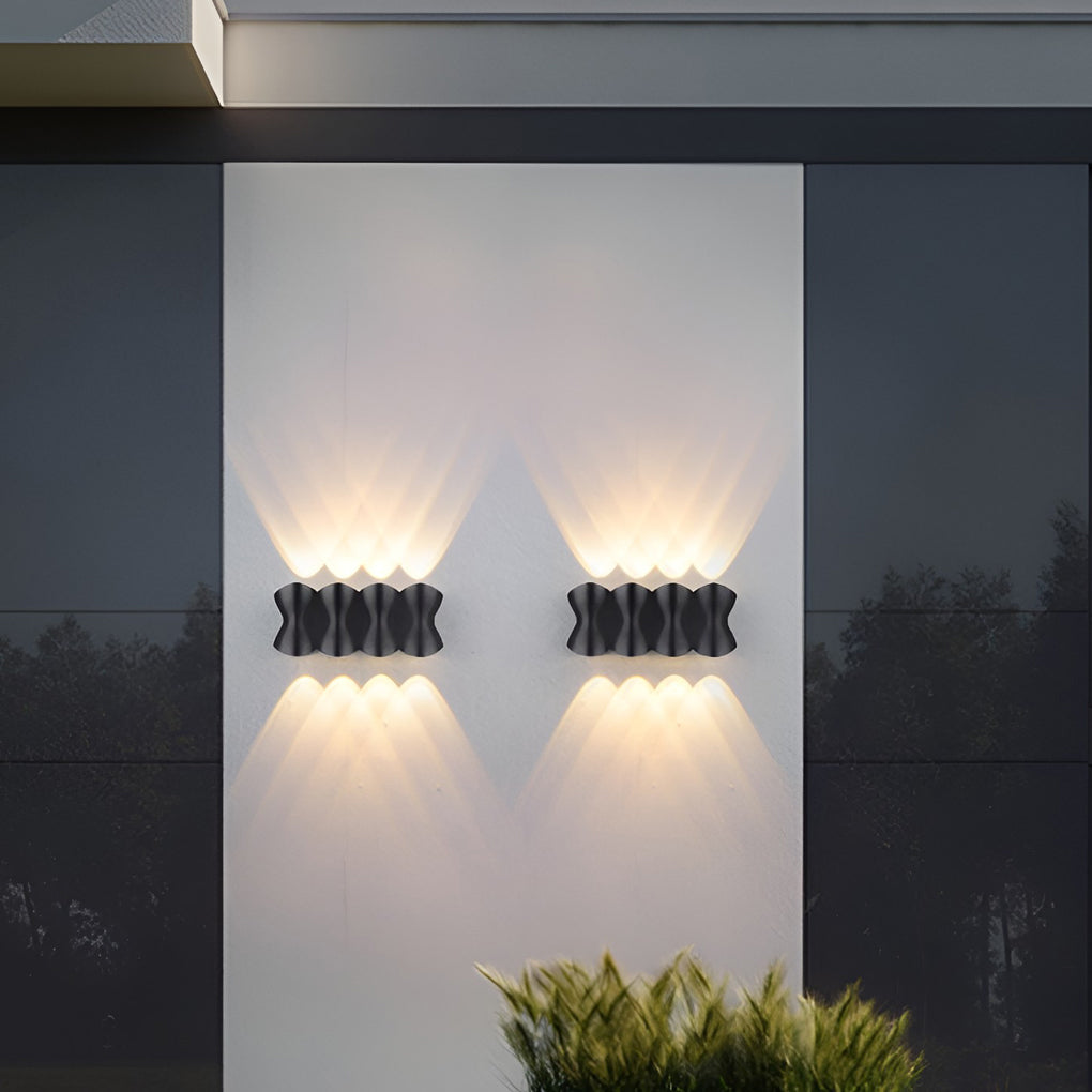 WINTHORPE DUAL-FACED WATER-RESISTANT WALL SCONCE