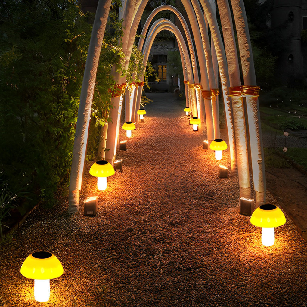 FENWICK MUSHROOM SHAPED SOLAR GARDEN LANTERN, WEATHER-RESISTANT FOR OUTDOOR SPACES