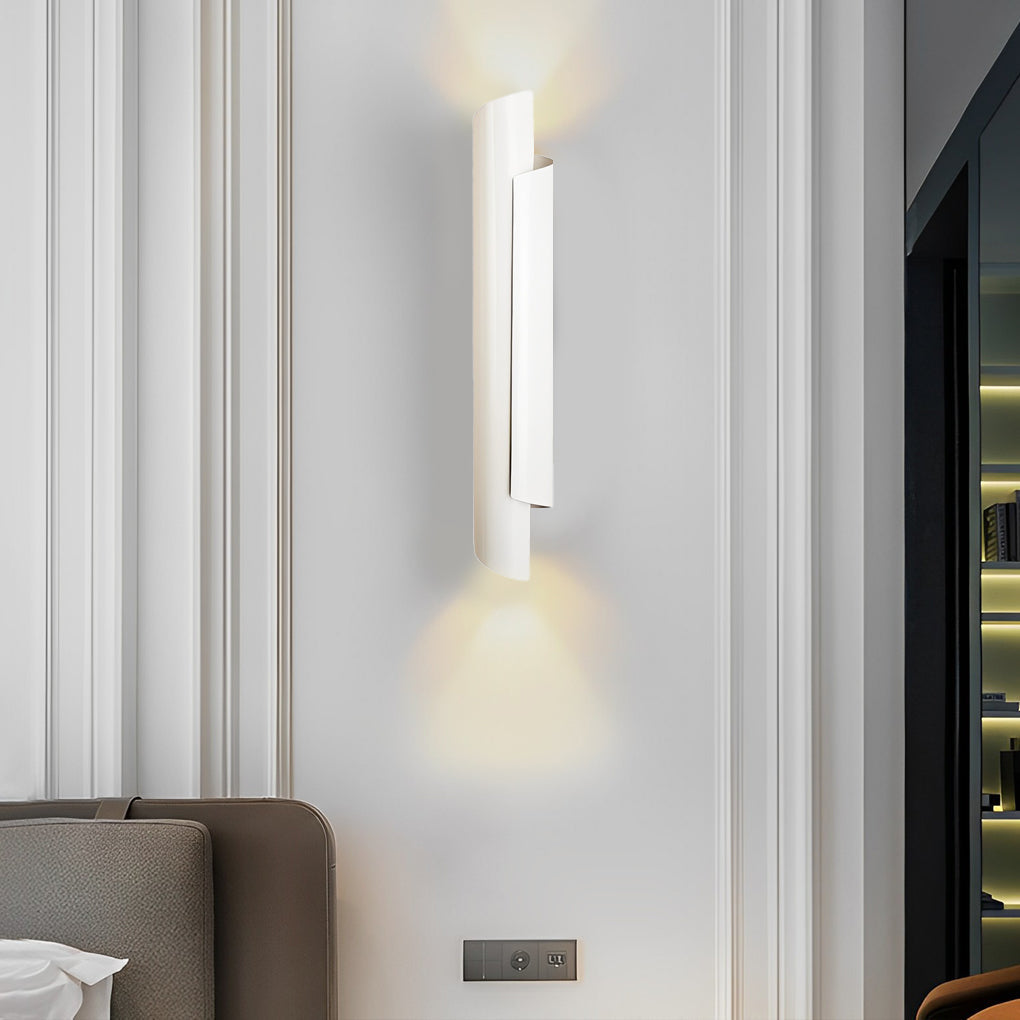 FENWICK METAL DUAL-DIRECTION LED WALL LUMINAIRE