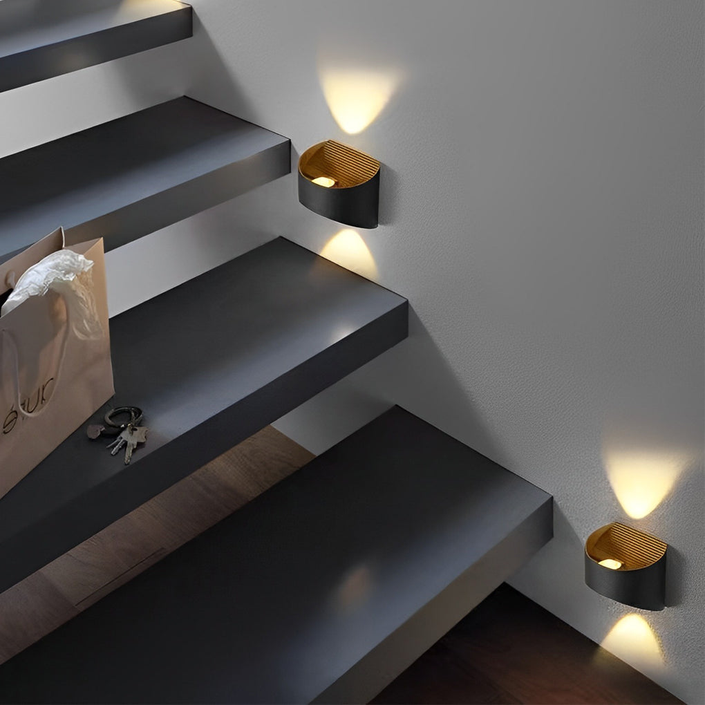 WINTERBOURNE DUAL-FACED LED OUTDOOR WALL SCONCE