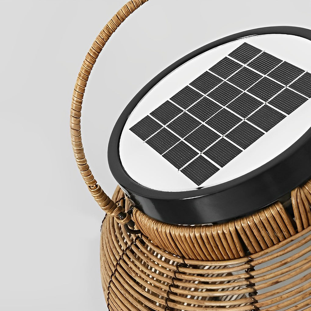 WINDSOR WICKER SOLAR FLOOR LANTERN WITH LED ILLUMINATION