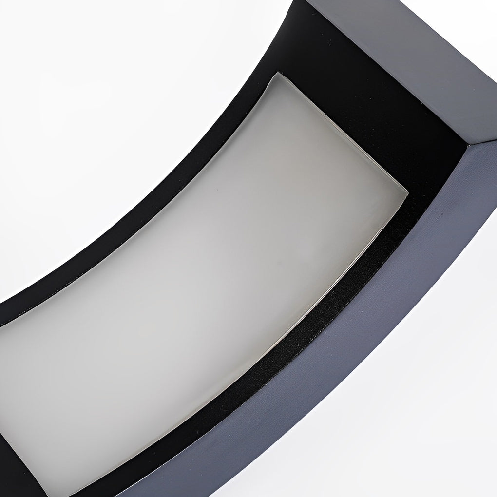 FENWICK CURVED BLACK LED PATHWAY ILLUMINATOR
