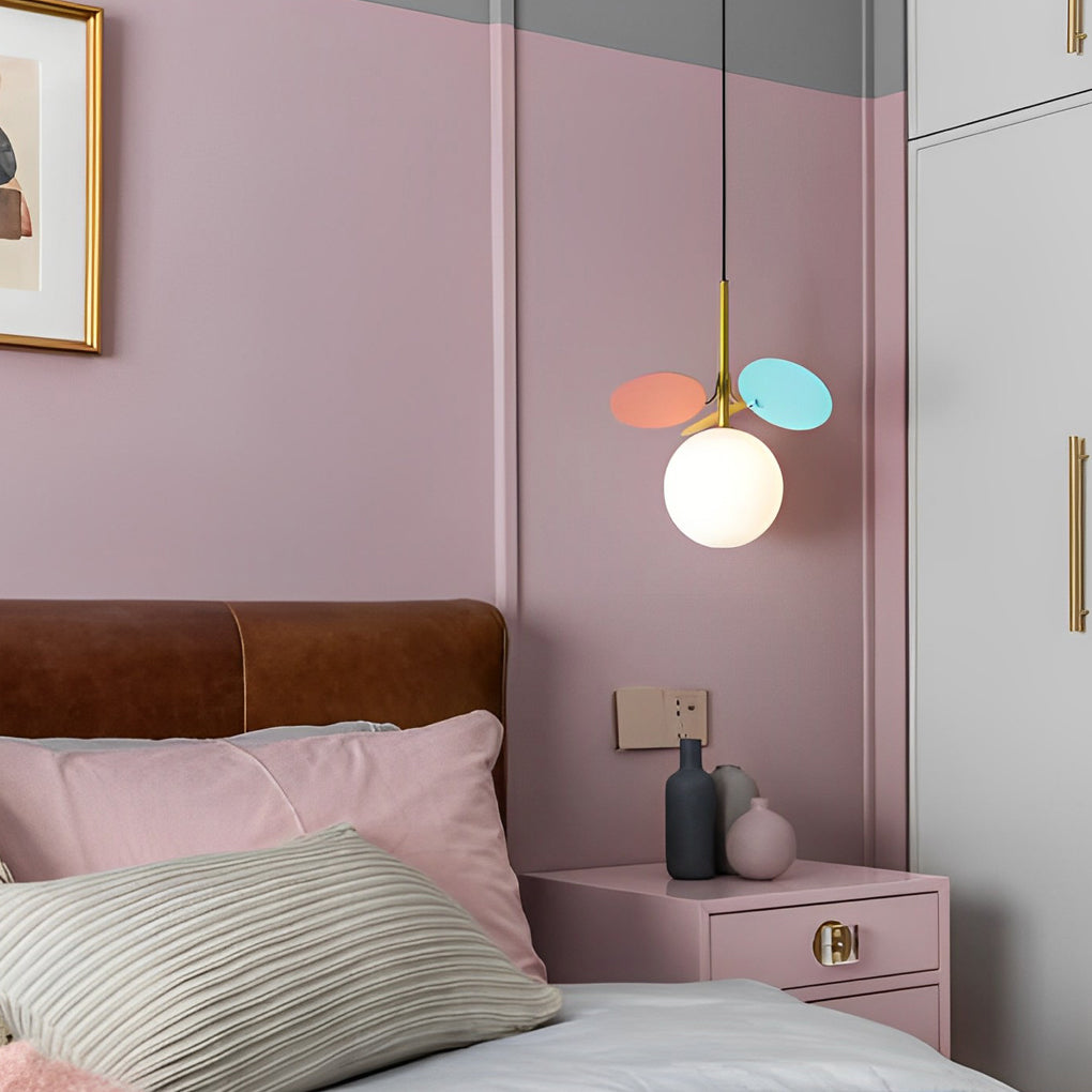 RAVENSHILL VIBRANT PETAL CHANDELIER