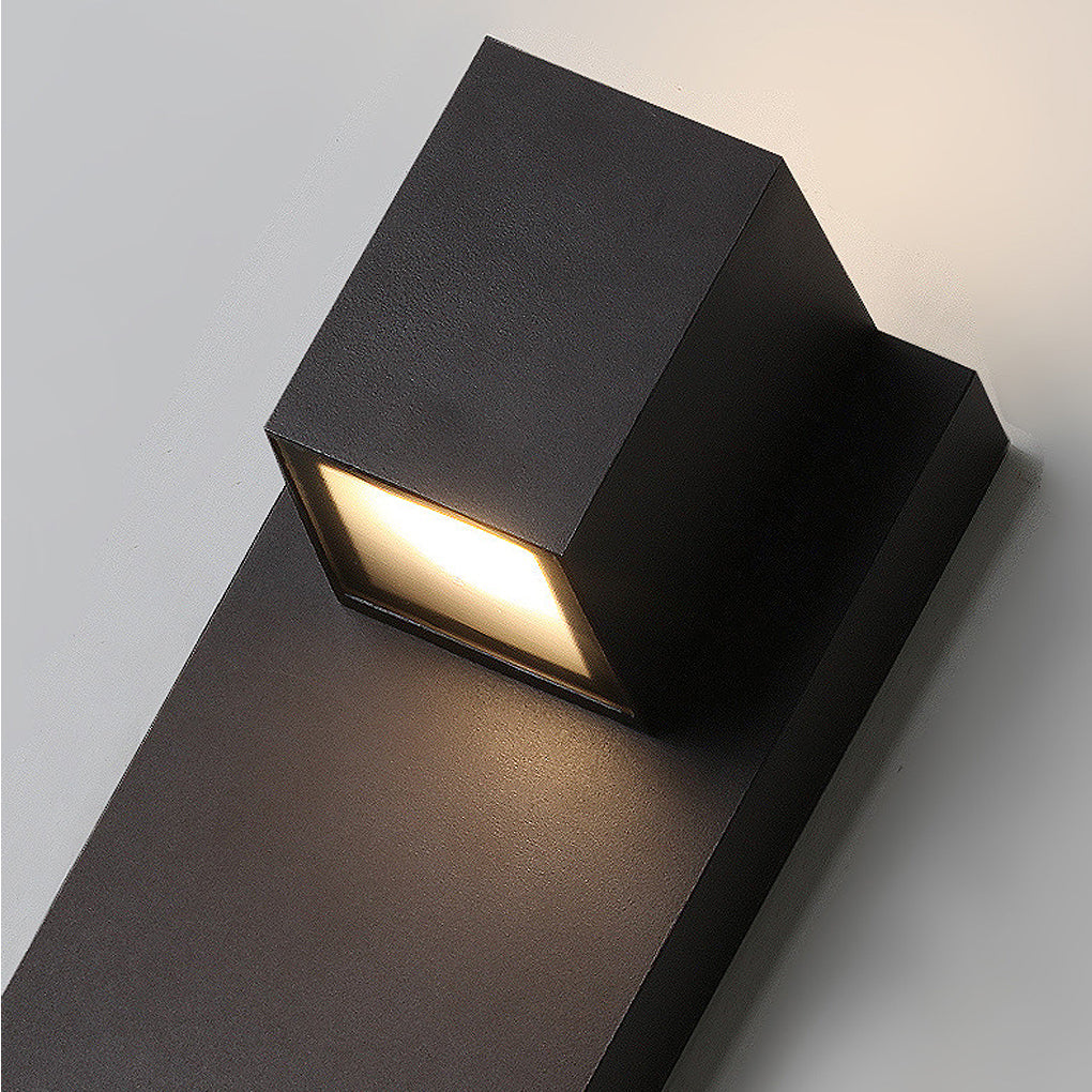 WINDSOR SQUARE AQUA SHIELD WALL LIGHTING