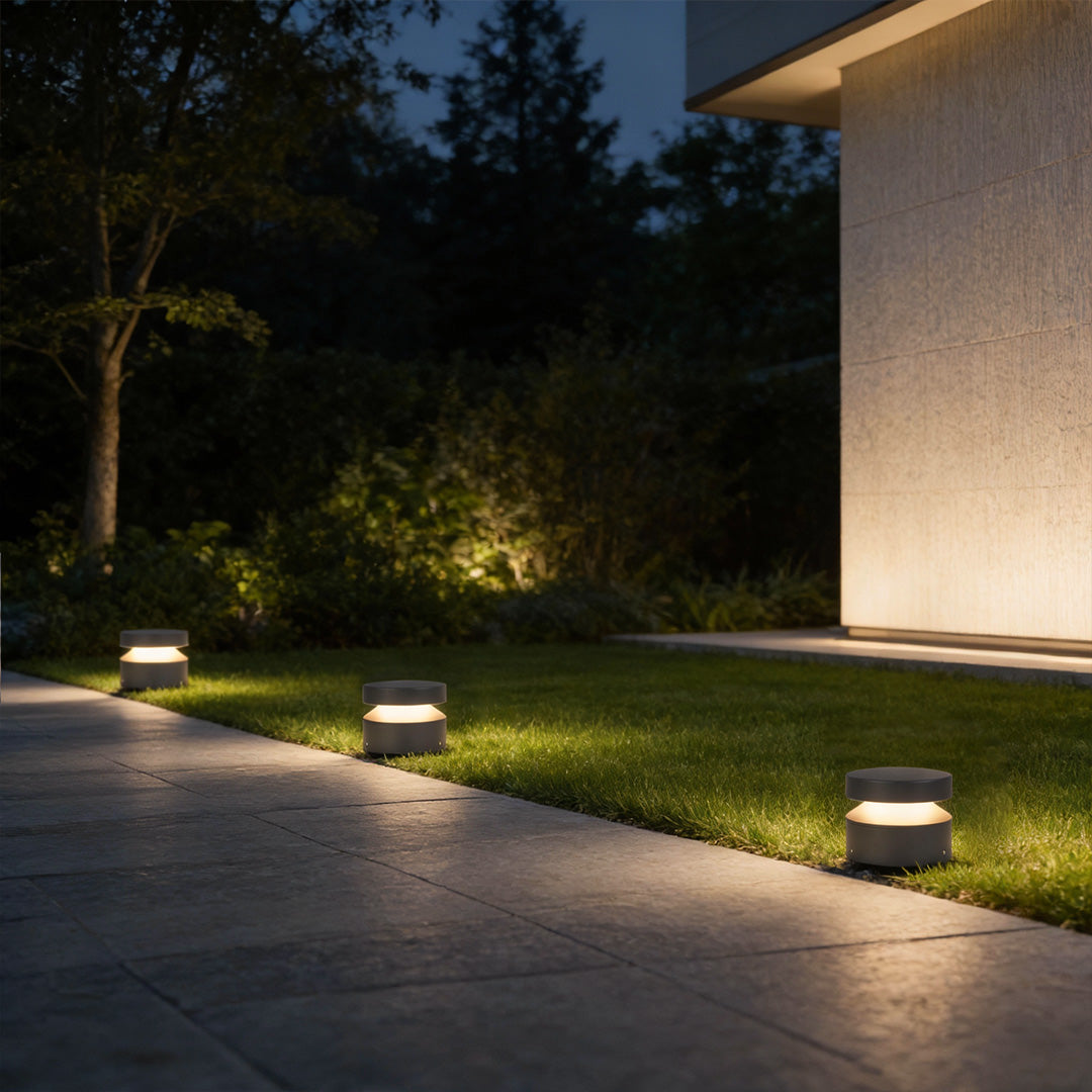 WINDSOR GARDEN SPOTLIGHTS - 110V LED OUTDOOR ILLUMINATION WITH WATER-RESISTANT DESIGN