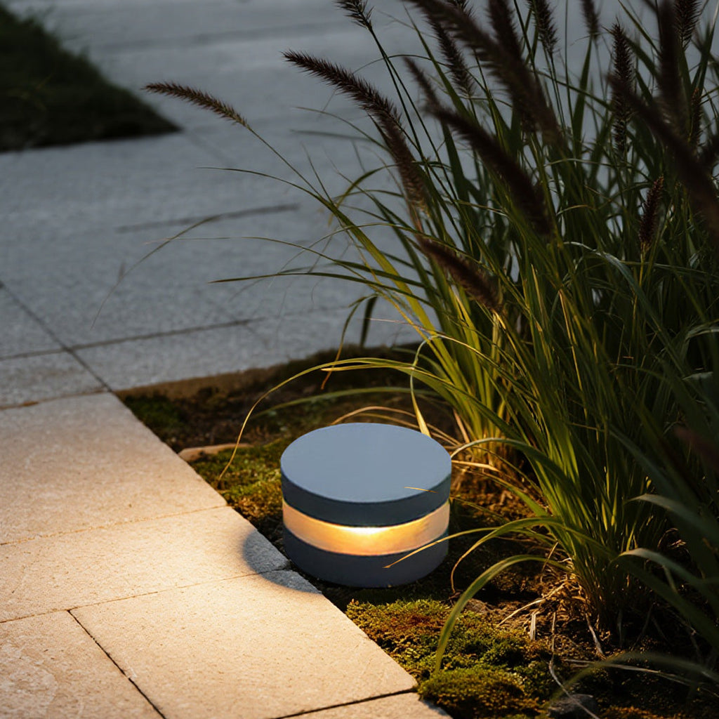 WINDSOR GARDEN SPOTLIGHTS - 110V LED OUTDOOR ILLUMINATION WITH WATER-RESISTANT DESIGN