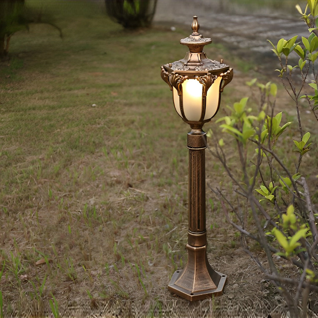 WINDSOR GARDEN LED ILLUMINATION POST - Robust & Weather-Resistant