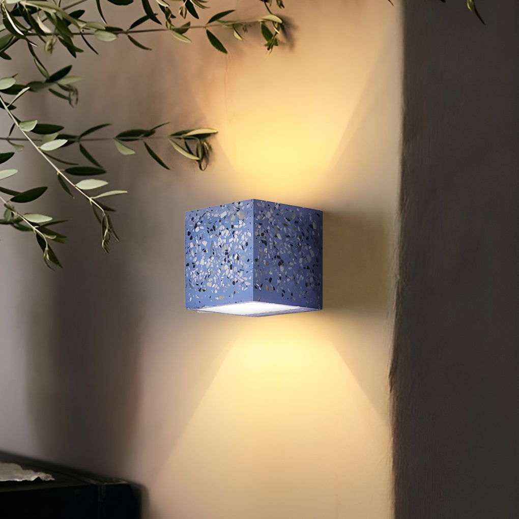WINTHORPE GEOMETRIC DUAL-FINISH WALL SCONCE