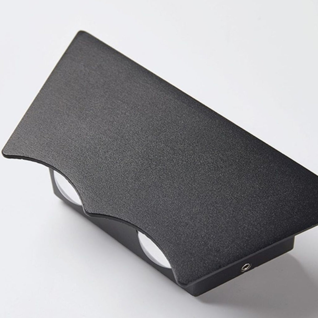 WINDSOR LUMINAIRE BLACK WALL WASHER WITH DUAL LIGHTING