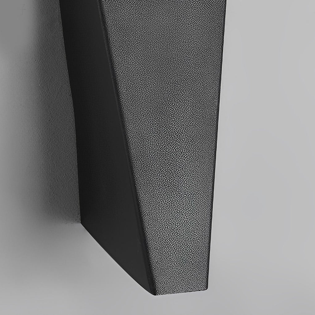 WINDSOR AQUA SHIELD LED DUAL-FACED WALL ILLUMINATOR