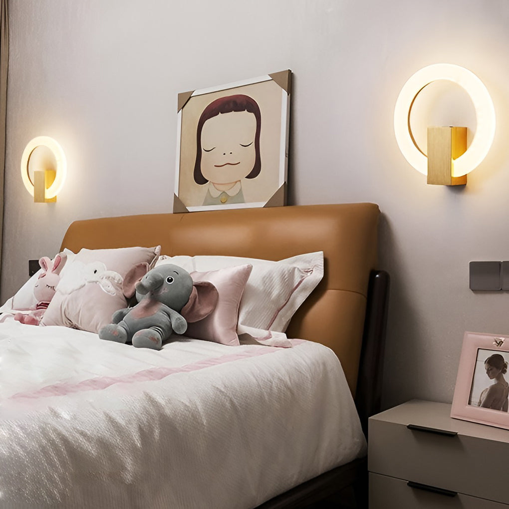 WINDSOR CIRCLE DIMMABLE LED WALL SCONCE