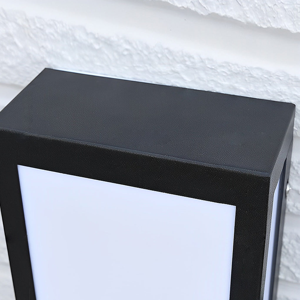 RAVENSHIRE RECTANGULAR LED OUTDOOR WALL SCONCE