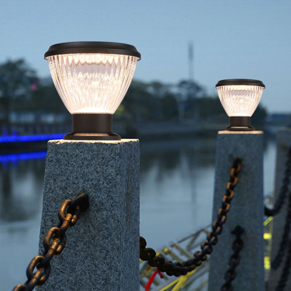 WINCHESTER FLUTED POST CAP LANTERN & TAVISTOCK REED GARDEN ILLUMINATORS