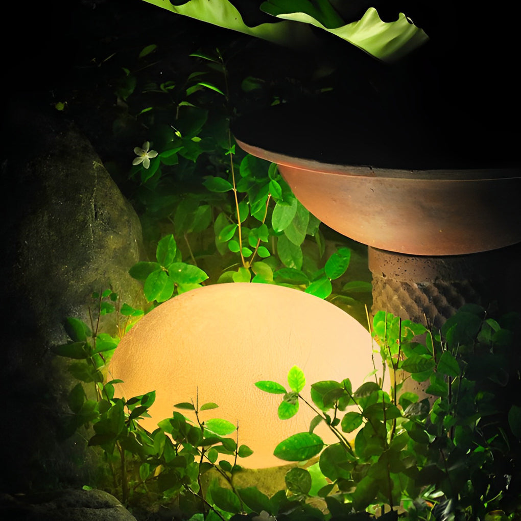 WINTERBOURNE RESIN PEBBLE GLOW GARDEN LIGHT
