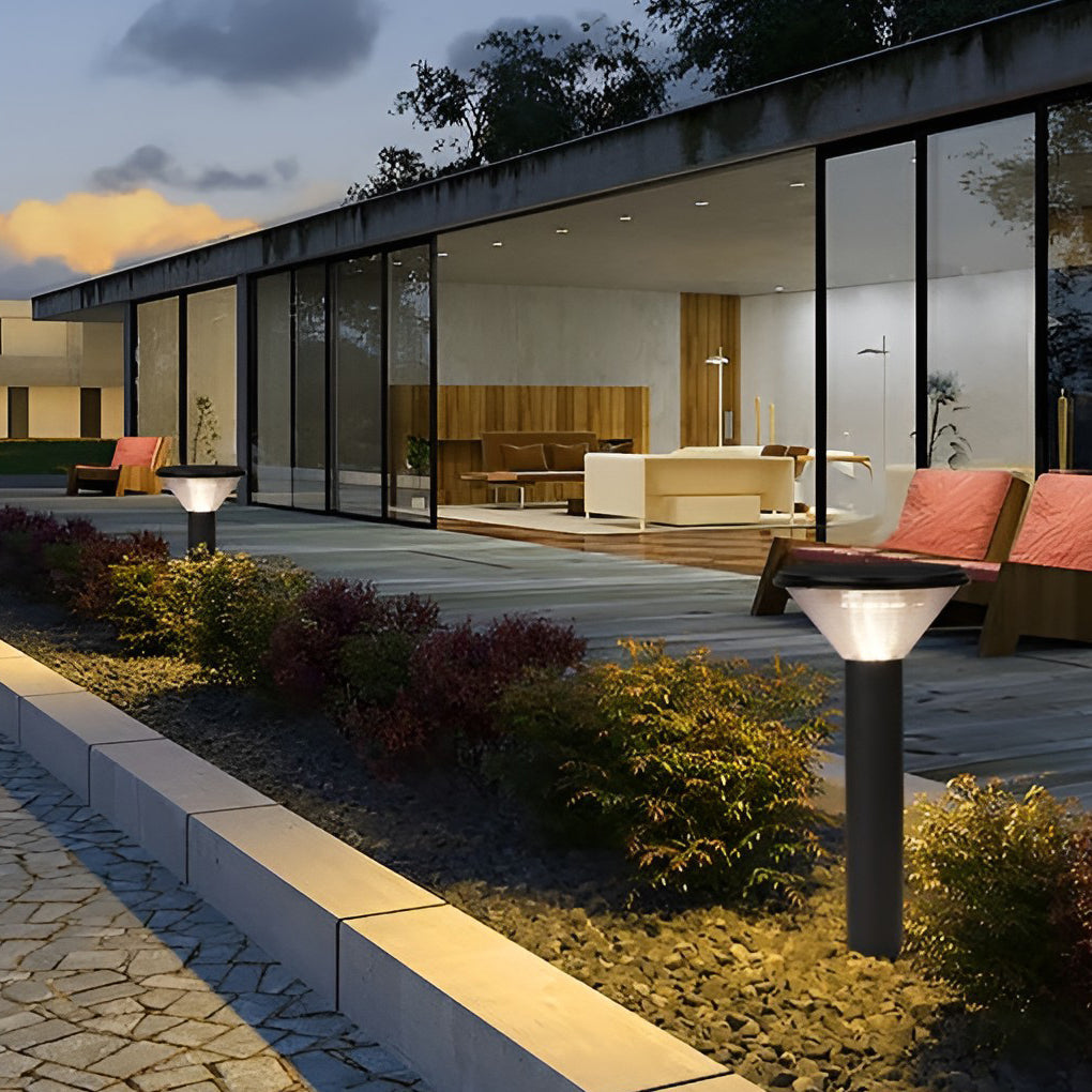 RAVENSCROFT MODERN SOLAR TAPERED PATHLIGHT WITH BLACK CYLINDRICAL DESIGN
