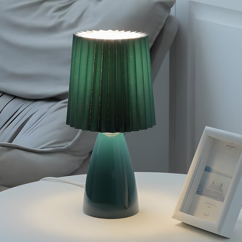 WINTHROP DUAL-TONE GLASS TABLE LANTERN
