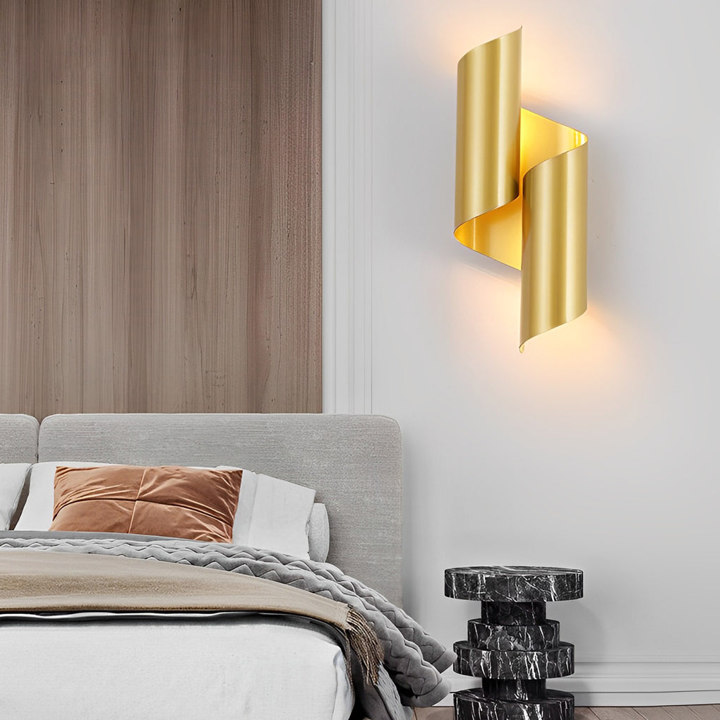 WINTHORPE DUAL-ANGLE MODERN WALL LAMP