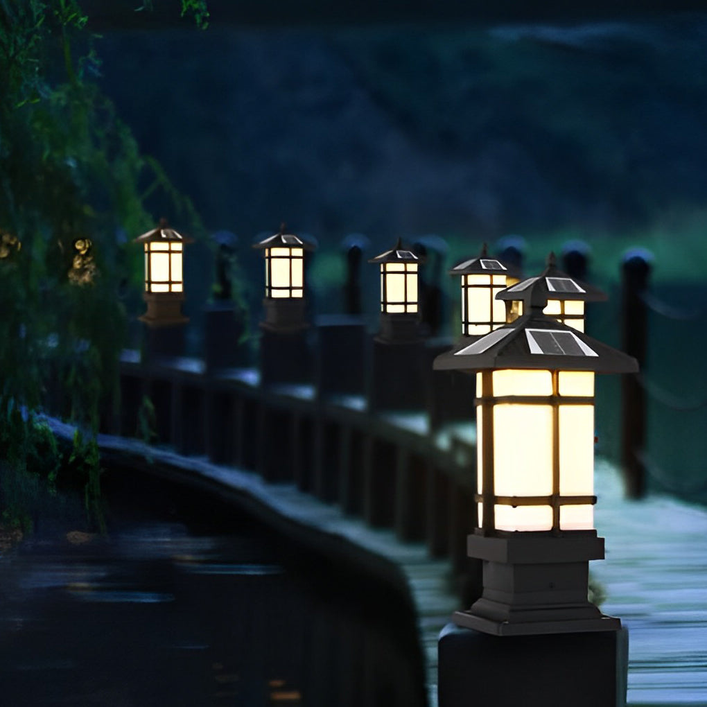 WINTHORPE RUSTIC SOLAR POST LANTERNS WITH REMOTE DIMMING