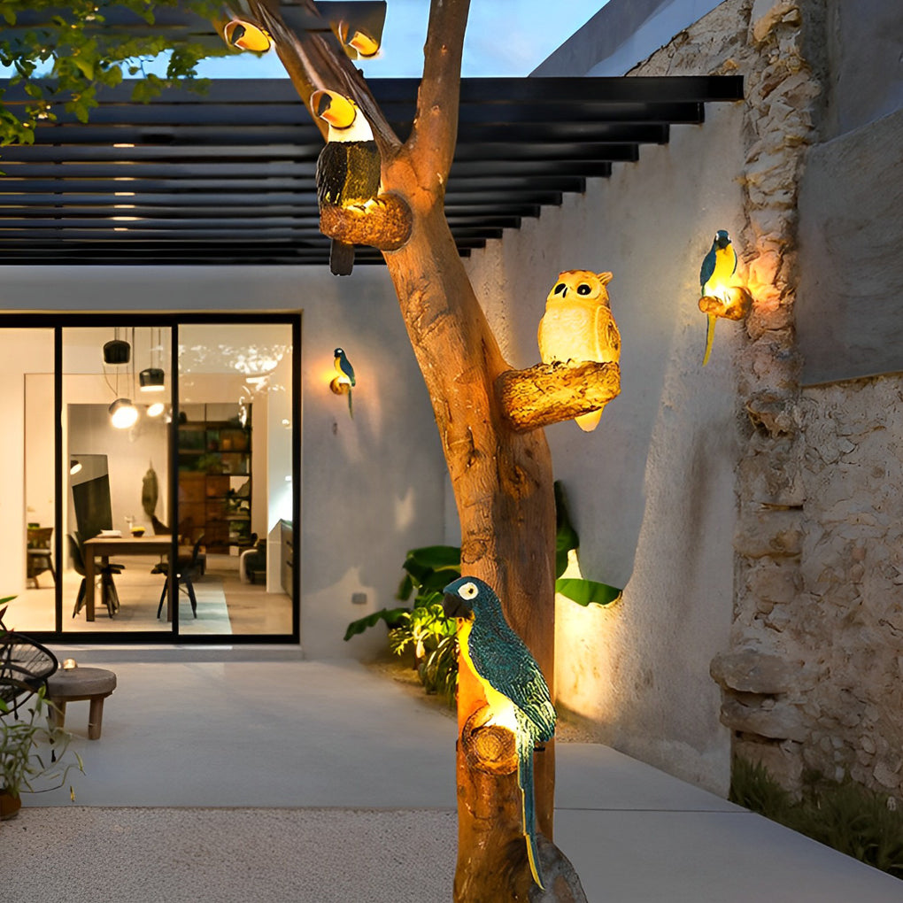 WINDSOR AVIAN RESIN LED OUTDOOR LIGHTING SCULPTURE