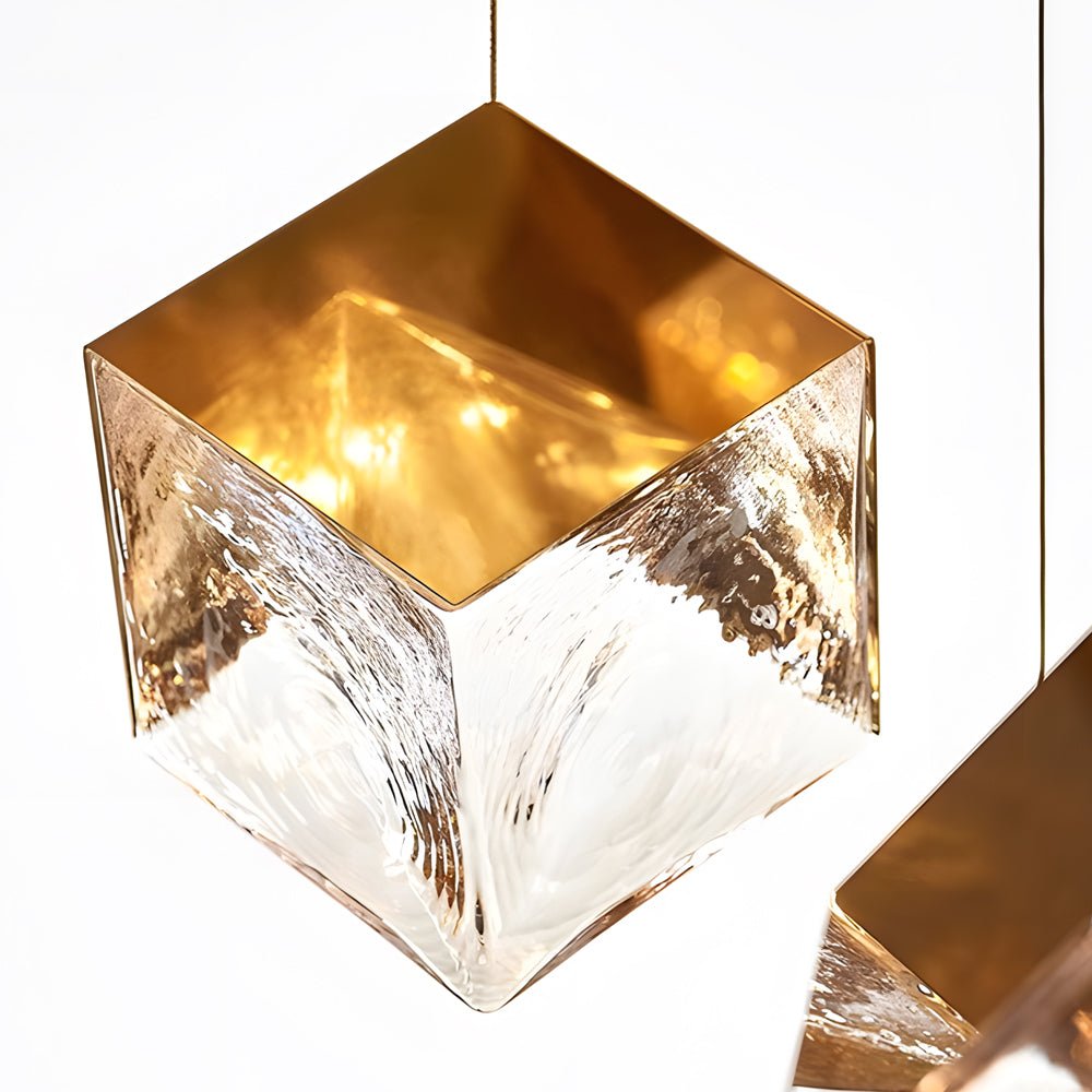 WINDSOR GLASS CUBE STAIRCASE LIGHTING IN GILDED METAL"  
2. "CAMBRIDGE MULTI-LIGHT ICE CUBE CHANDELIER IN POLISHED CHROME"  
3. "HENLEY MODERN GLASS ICE CUBE PENDANT IN GOLD FINISH"  
4. "TAVISTOCK STYLISH MULTI-LIGHT STAIRCASE CHANDELIER IN CHROME"  
5.