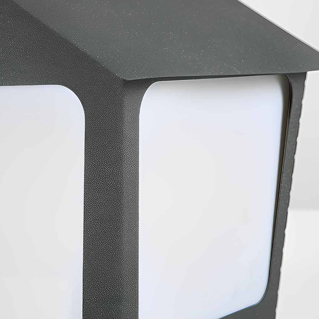 WINDSOR COTTAGE SOLAR PILLAR LIGHTING WITH WATERPROOF DESIGN