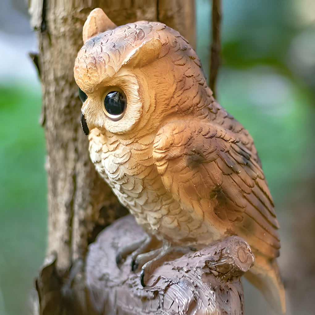 WINDSOR AVIAN RESIN LED OUTDOOR LIGHTING SCULPTURE