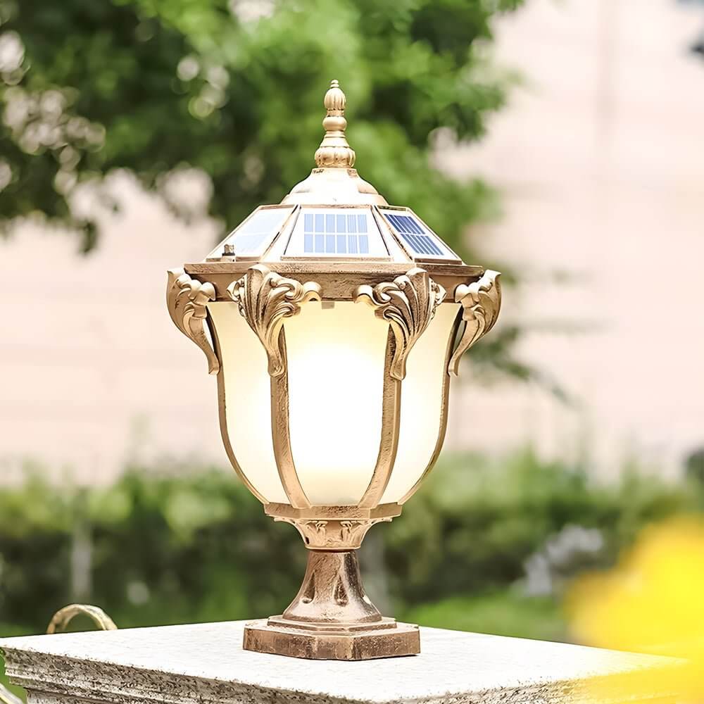 WINTHORPE SOLAR-POWERED PIER LIGHT WITH BRONZE ACCENTS, 14.6/17.7 INCHES