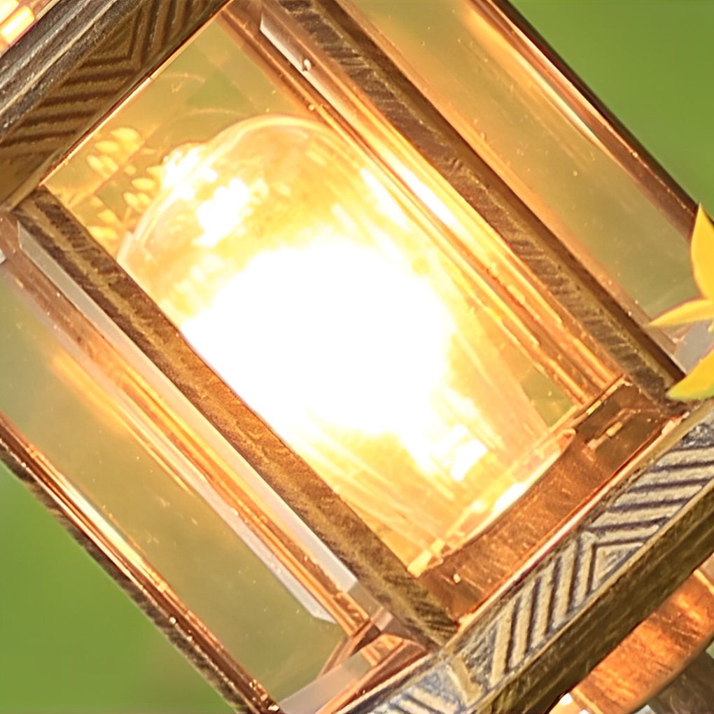 BRAMBLETON GILDED PATHWAY ILLUMINATOR - European-Inspired Outdoor Lawn Beacon