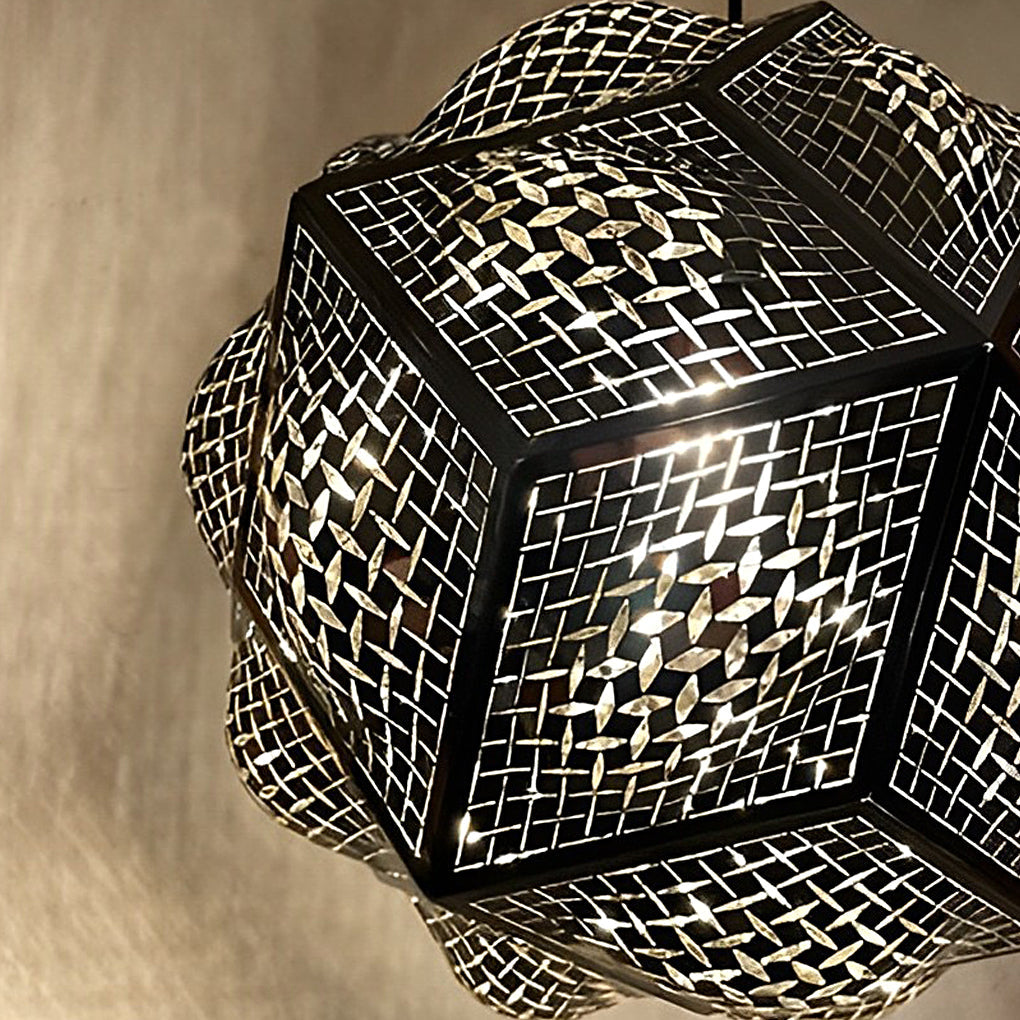 WINTHORPE SCULPTURAL METAL PENDANT LIGHT
