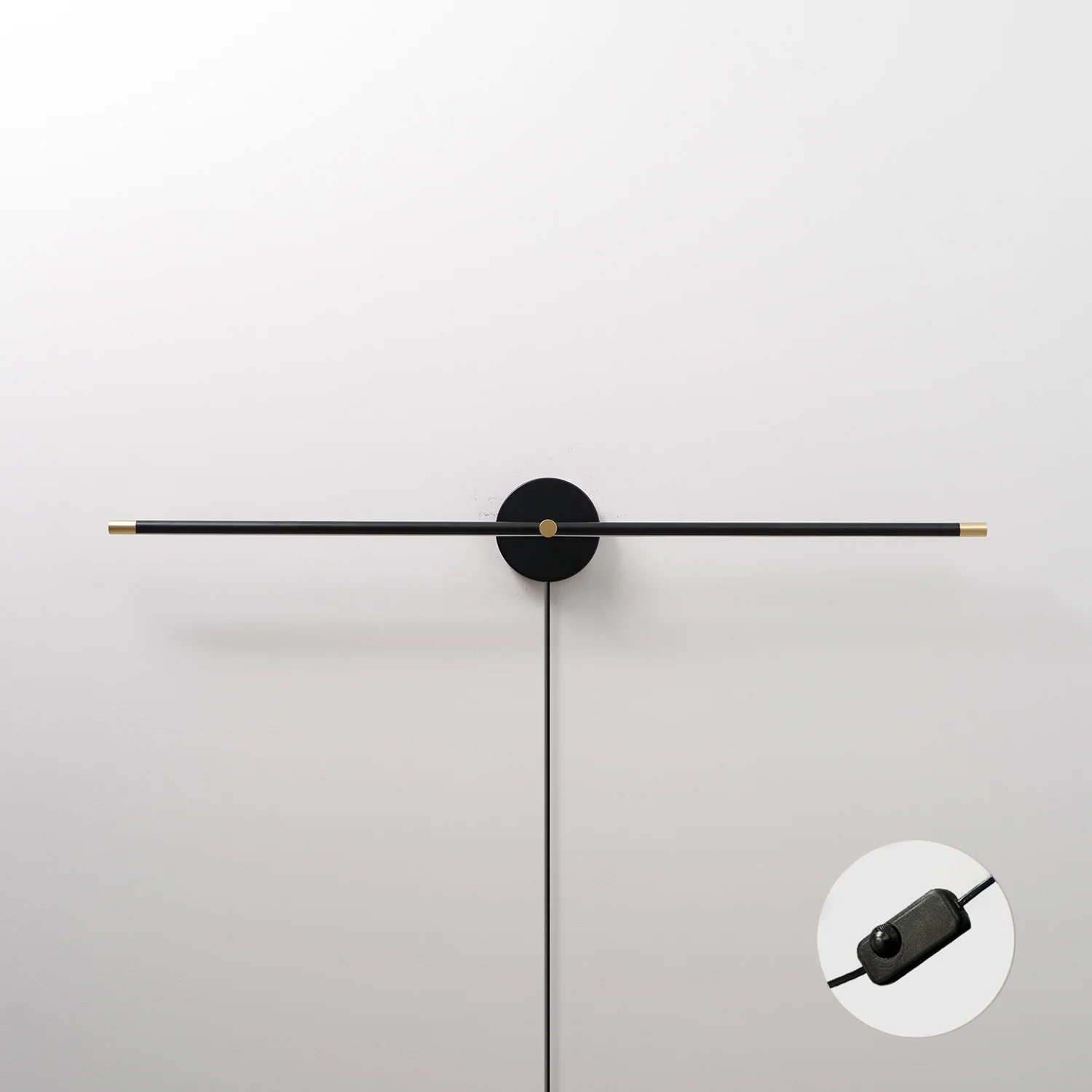 CHARLESTON CIRCULAR WIRELESS WALL ILLUMINATOR