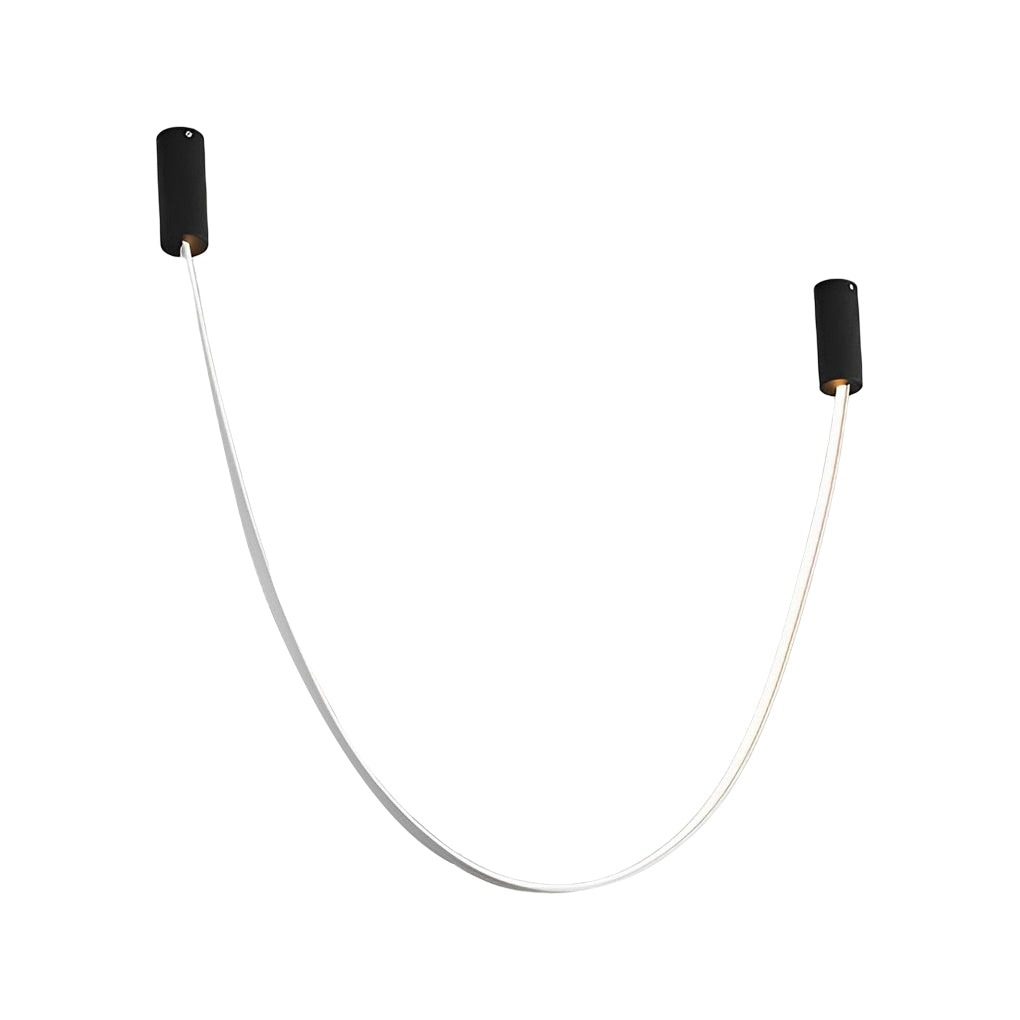 FENWICK VERSATILE LEATHER BELT WITH ARTISANAL FINISH