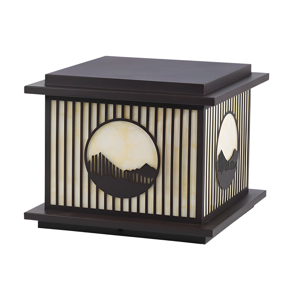 WINTERBOURNE SOLAR-POWERED MOUNTAINVIEW PILLAR LIGHT