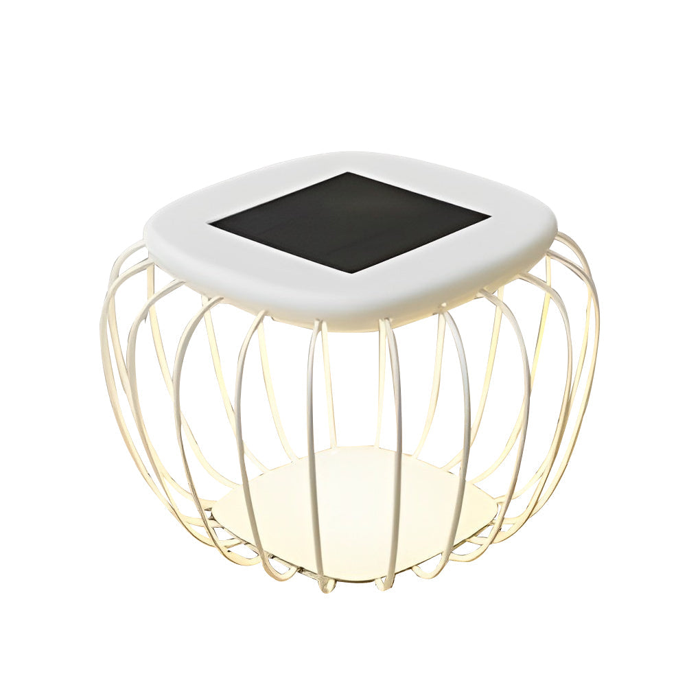 CHARLESTON SOLAR-POWERED OUTDOOR ILLUMINATOR WITH WATER-RESISTANT DESIGN