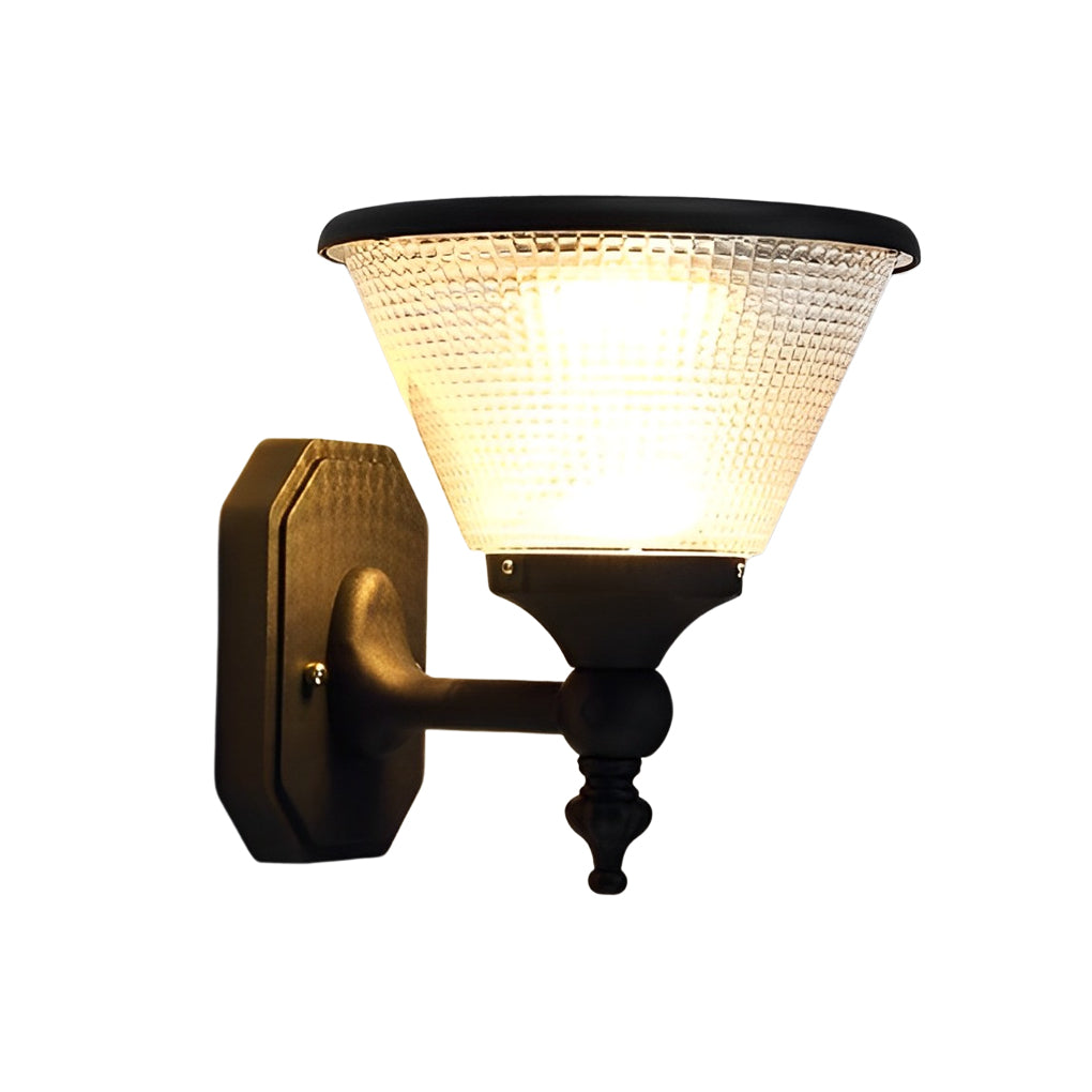 RAVENWOOD SOLAR-POWERED NIGHTSCAPE WALL LANTERN