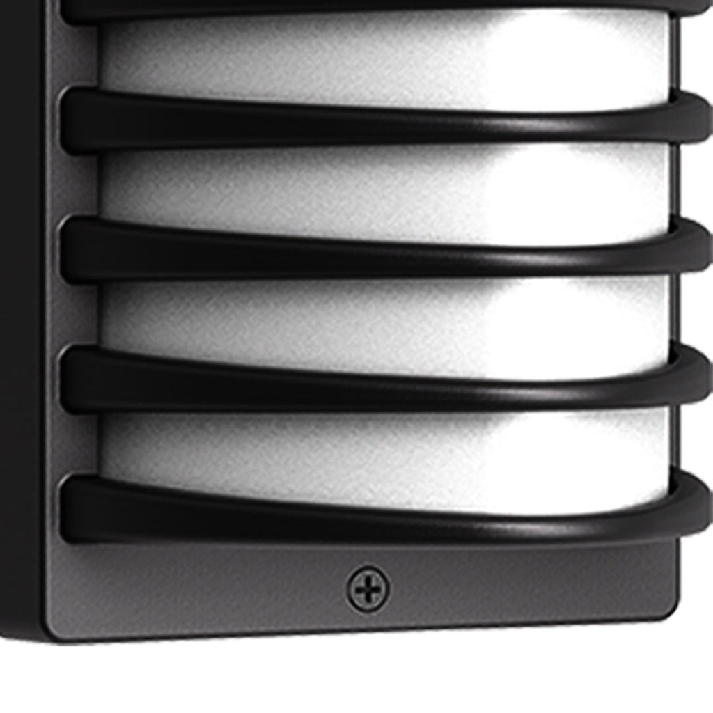 RAVENWOOD WEATHERPROOF OUTDOOR WALL LANTERN