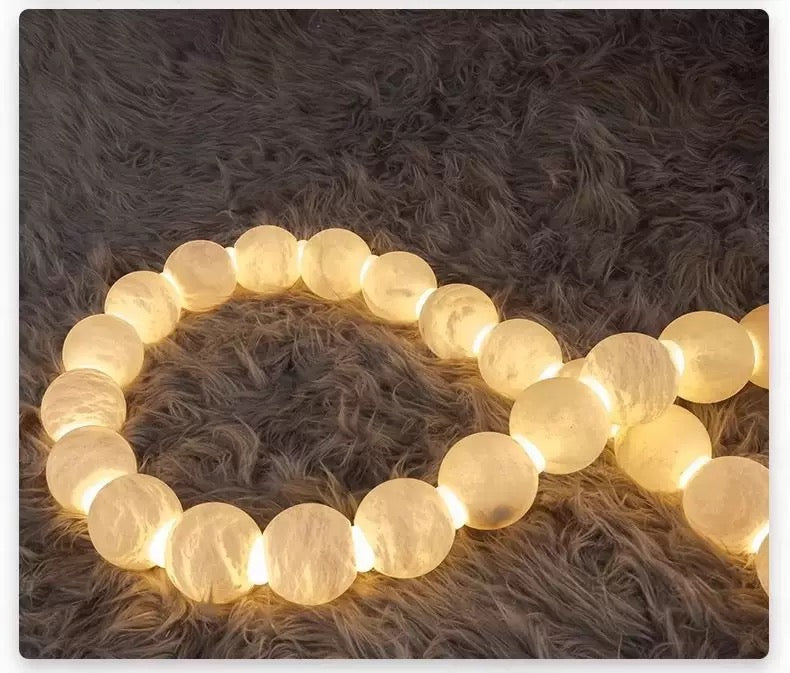 VERLAINE LUSTROUS PEARL DROPLET NECKLACE