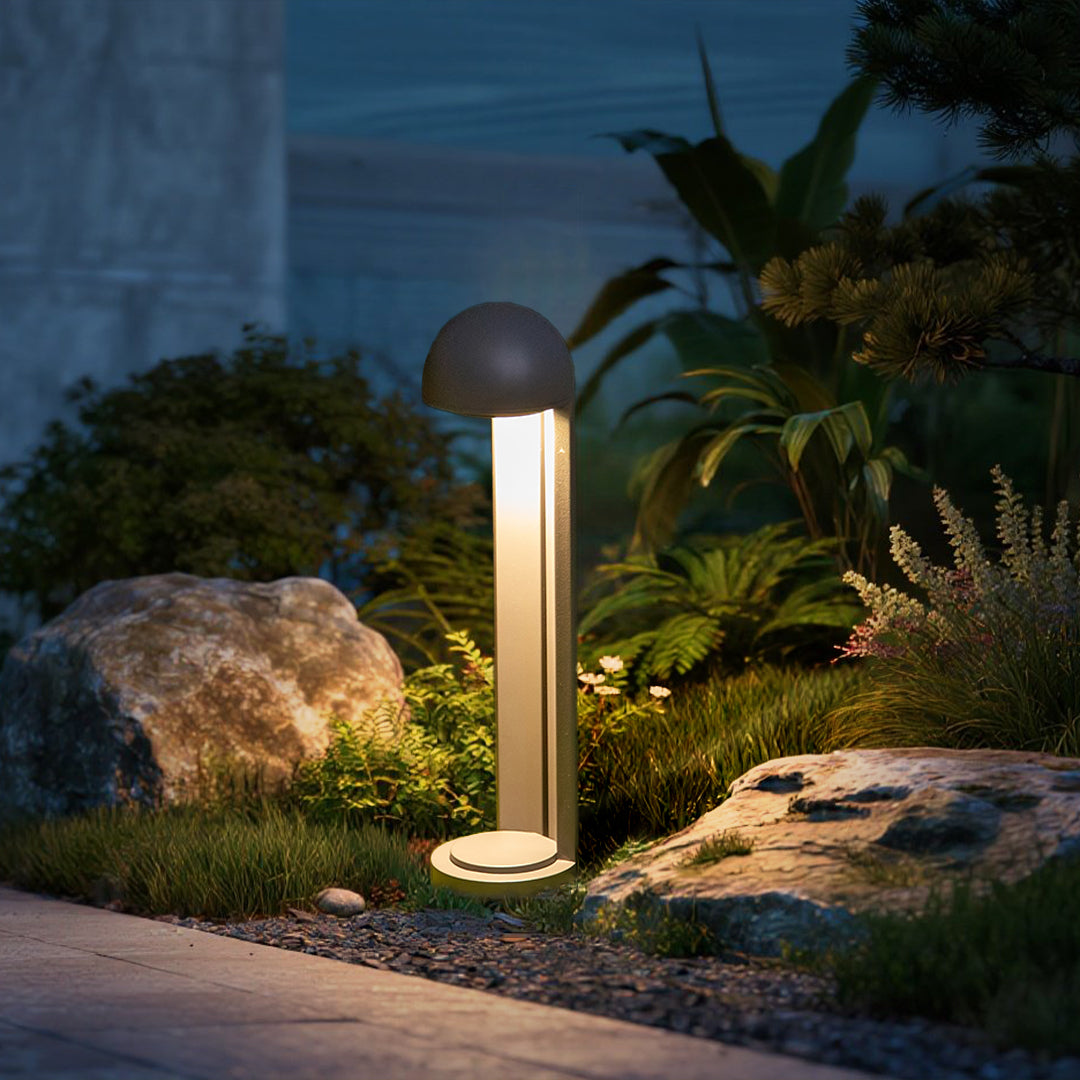 RAVENWOOD LED PATHWAY BEACON - Contemporary Minimalist Outdoor Illumination