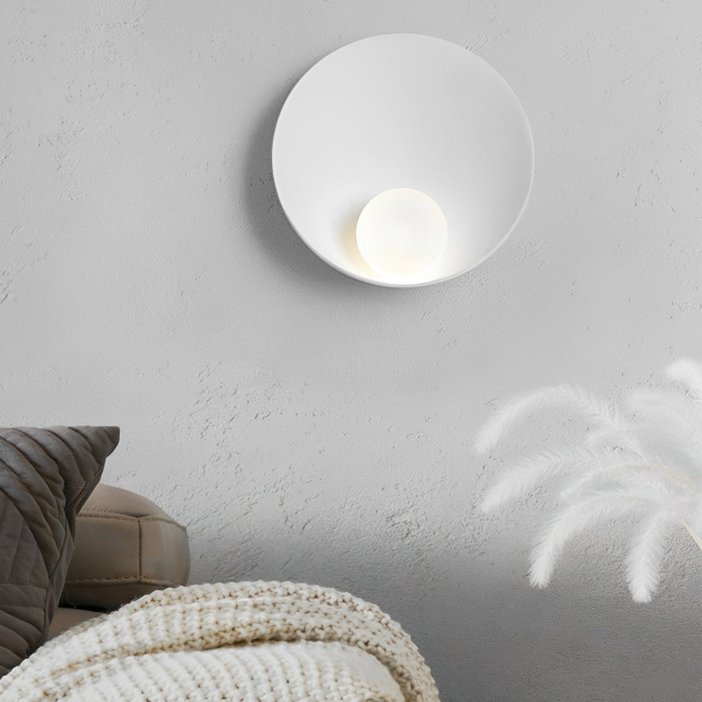 WINTHROP CIRCULAR RESIN AND GLASS WALL LANTERN