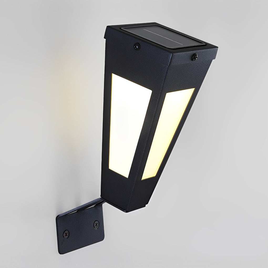 WINDSOR SOLAR-POWERED METAL WALL LANTERN WITH LED ILLUMINATION