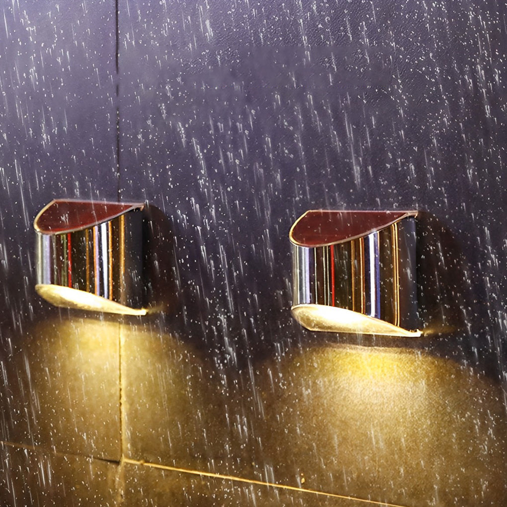FENWICK SOLAR-POWERED STAINLESS STEEL WALL LANTERN