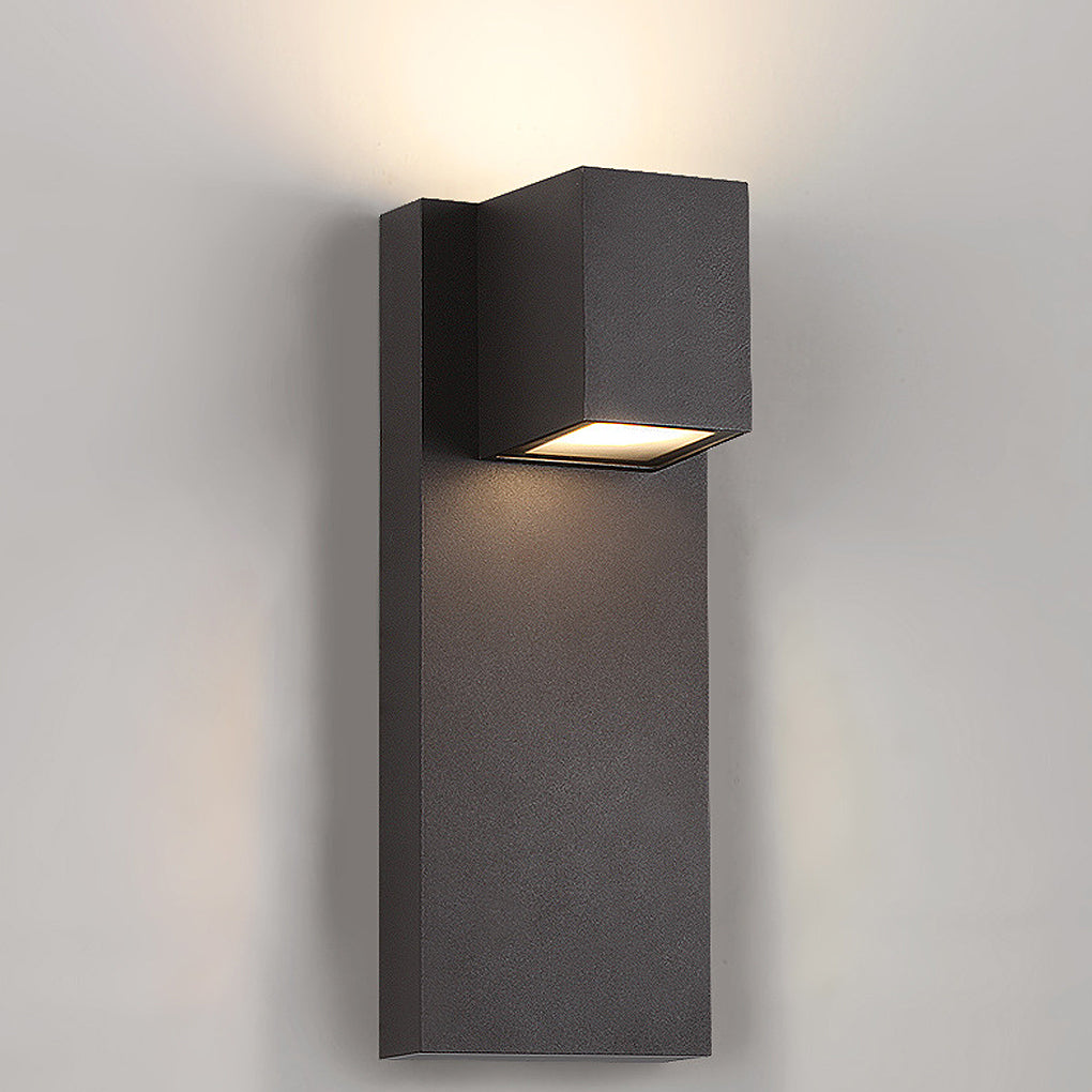 WINDSOR SQUARE AQUA SHIELD WALL LIGHTING