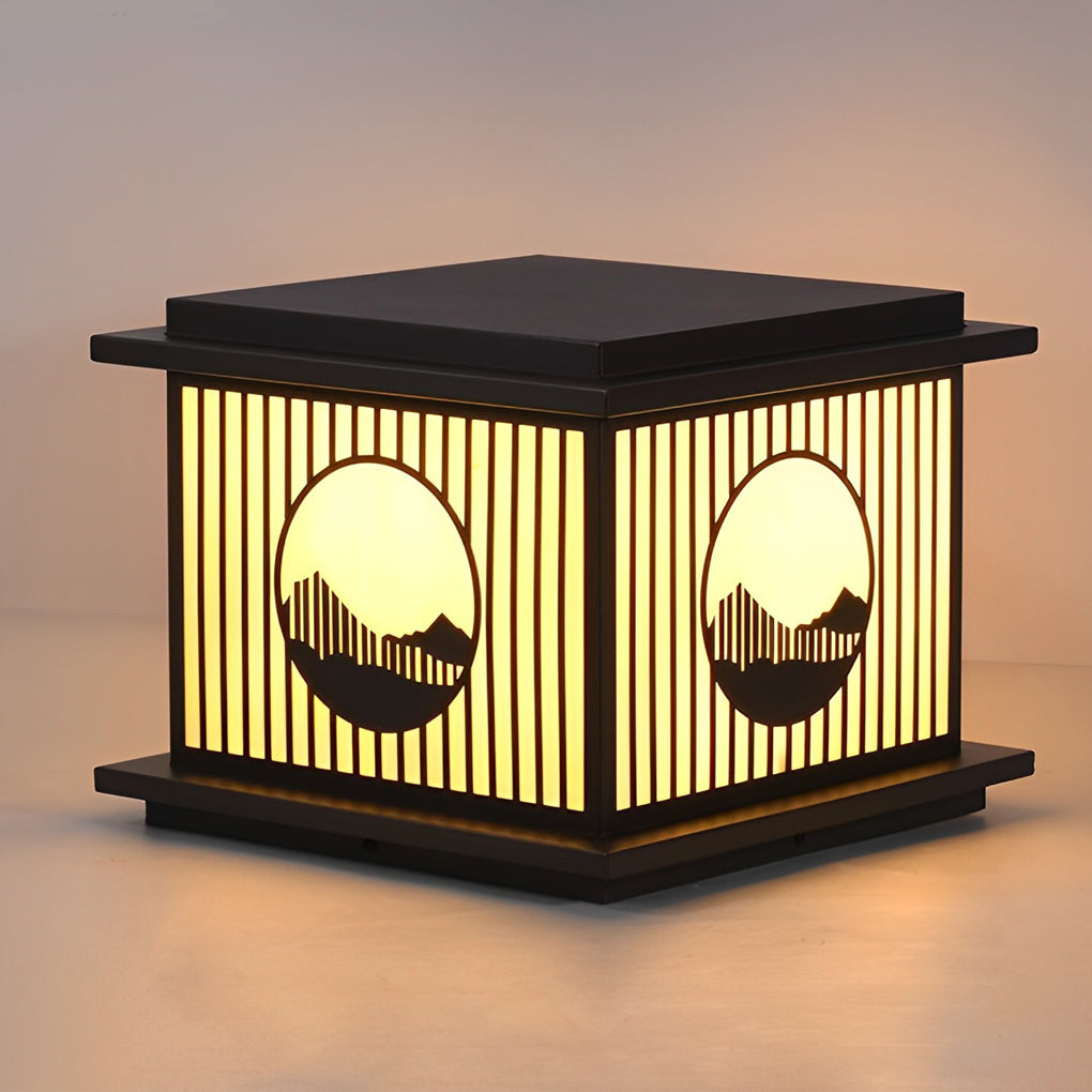 WINTERBOURNE SOLAR-POWERED MOUNTAINVIEW PILLAR LIGHT