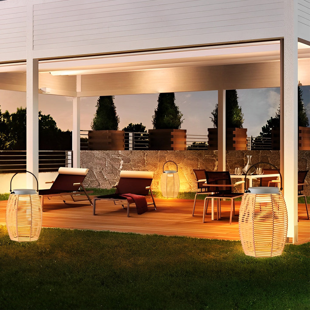 WINDSOR WOVEN SOLAR OUTDOOR LANTERN WITH WATER-RESISTANT DESIGN