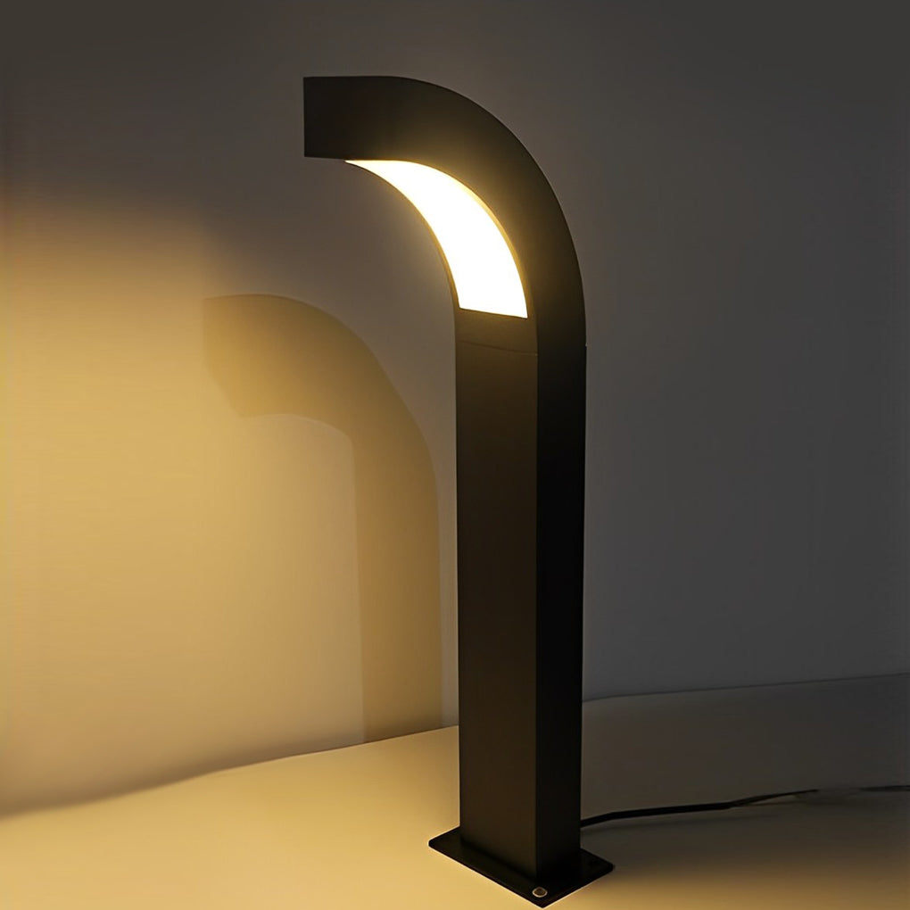 FENWICK CURVED BLACK LED PATHWAY ILLUMINATOR