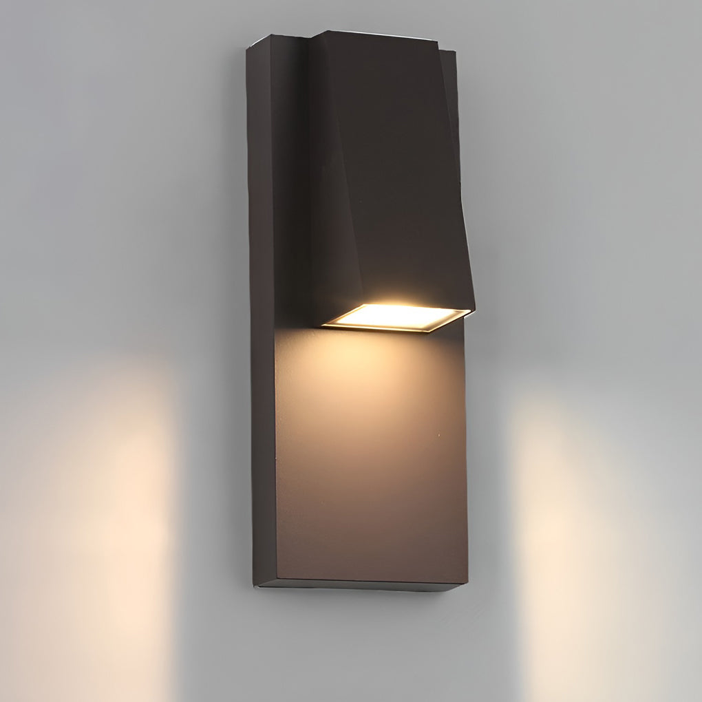 RAVENSWORTH RECTANGULAR OUTDOOR LED WALL SCONCE