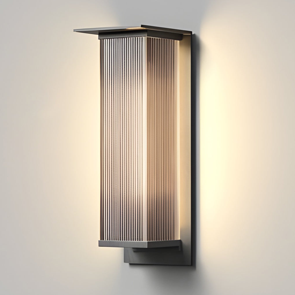 WINDSOR RECTANGULAR SOLAR WALL LANTERN, WATER-RESISTANT LED 3W OUTDOOR LIGHTING