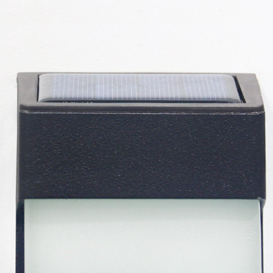 WINTHORPE SOLAR LUMINAIRE WITH TOUGHENED GLASS FOR OUTDOOR LANDSCAPES