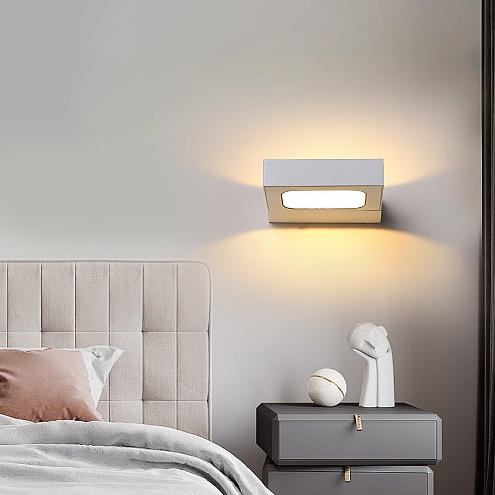 WINDSOR ORBITAL LED WALL SCONCE