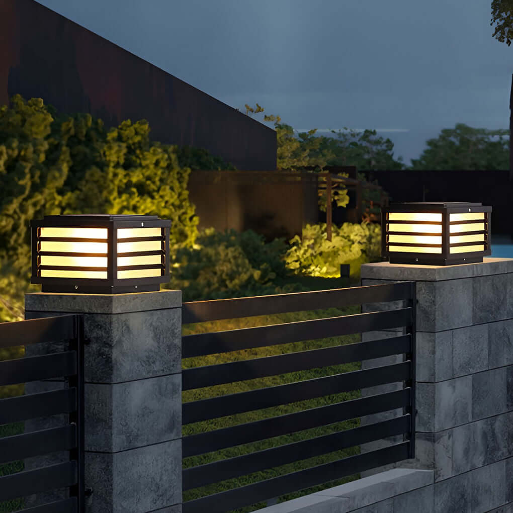 WINDSOR SOLAR GLOW FENCE POST ILLUMINATORS